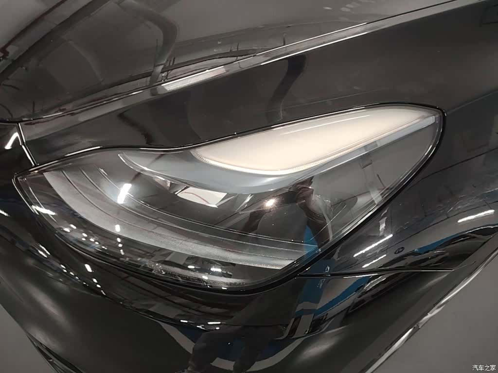 Tesla Model Y, 2023 24