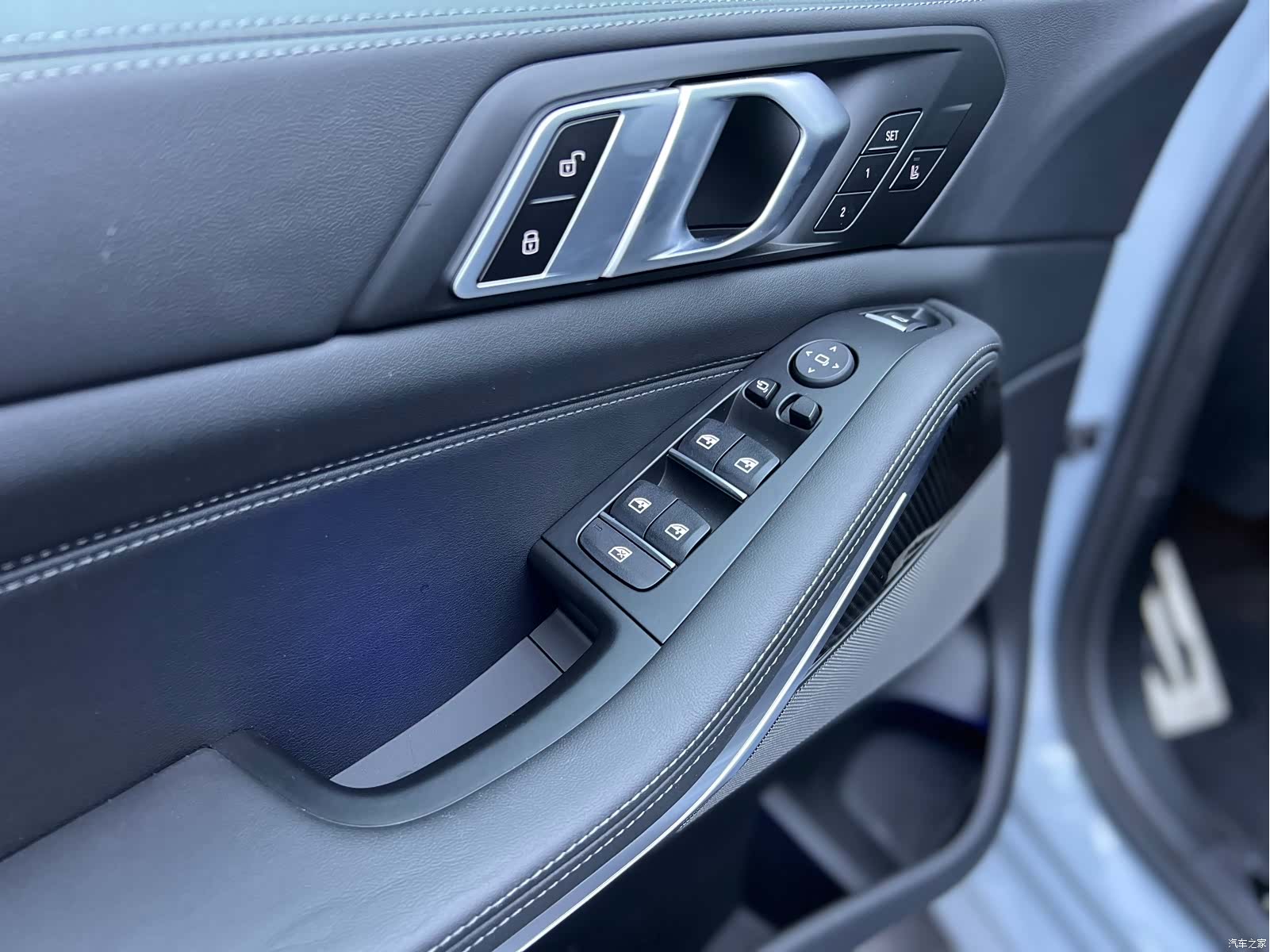 BMW X5, 2025 все фото
