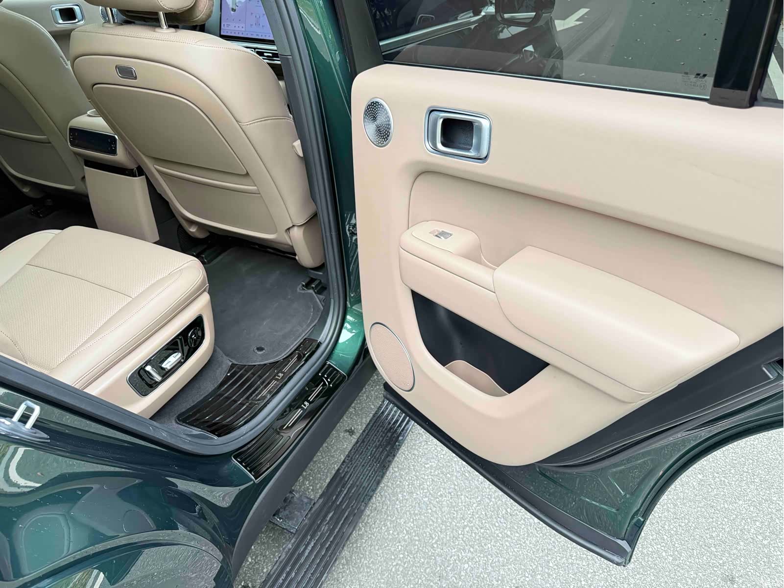 Li Auto L8, 2025 19
