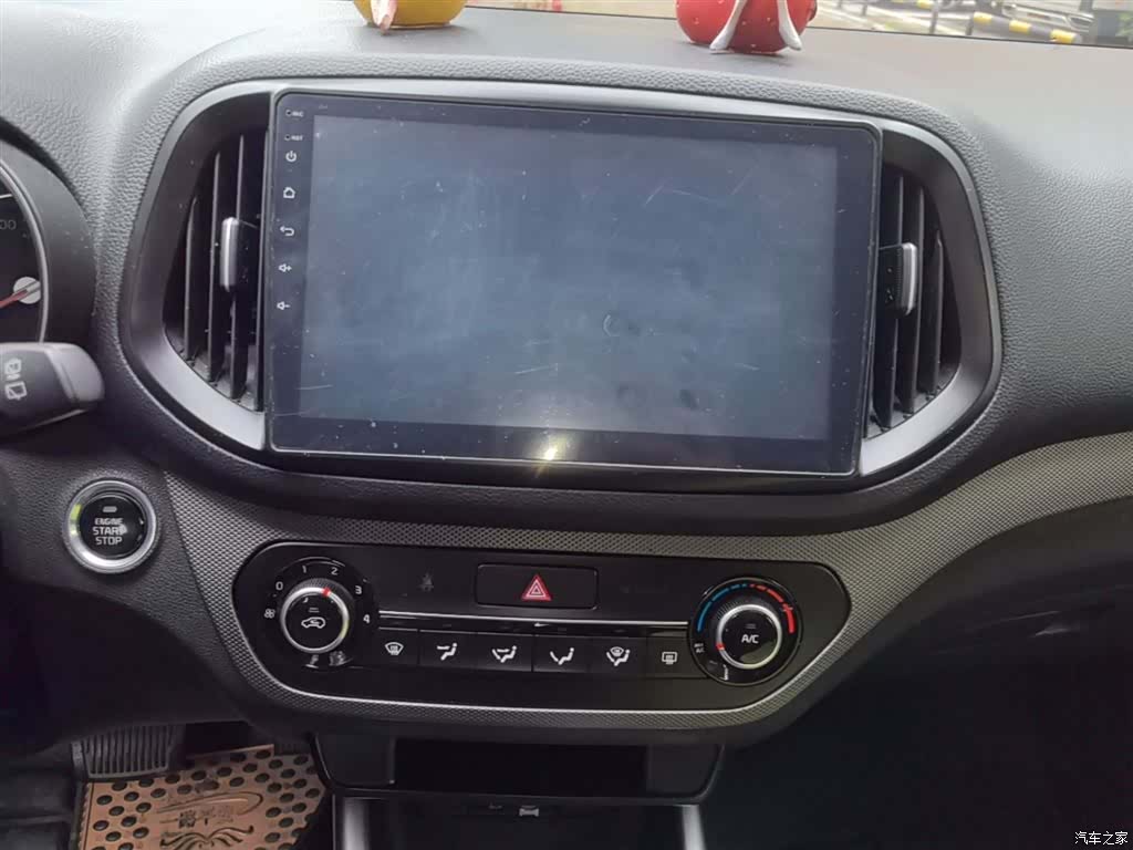 Kia KX3, 2017 13