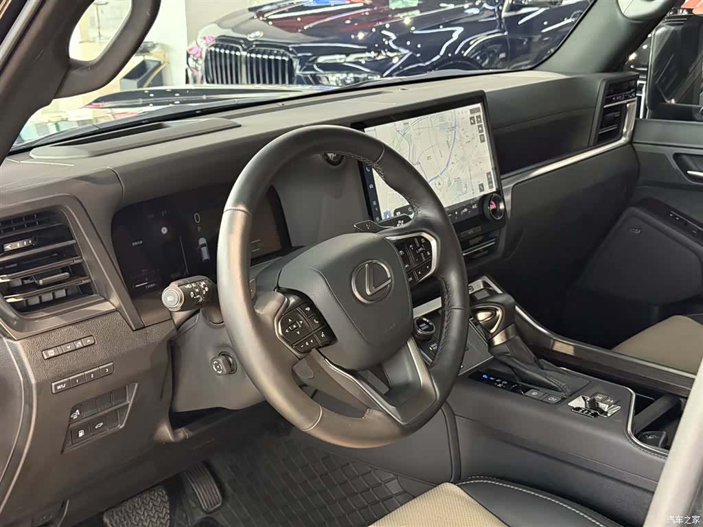 Lexus GX, 2025 23