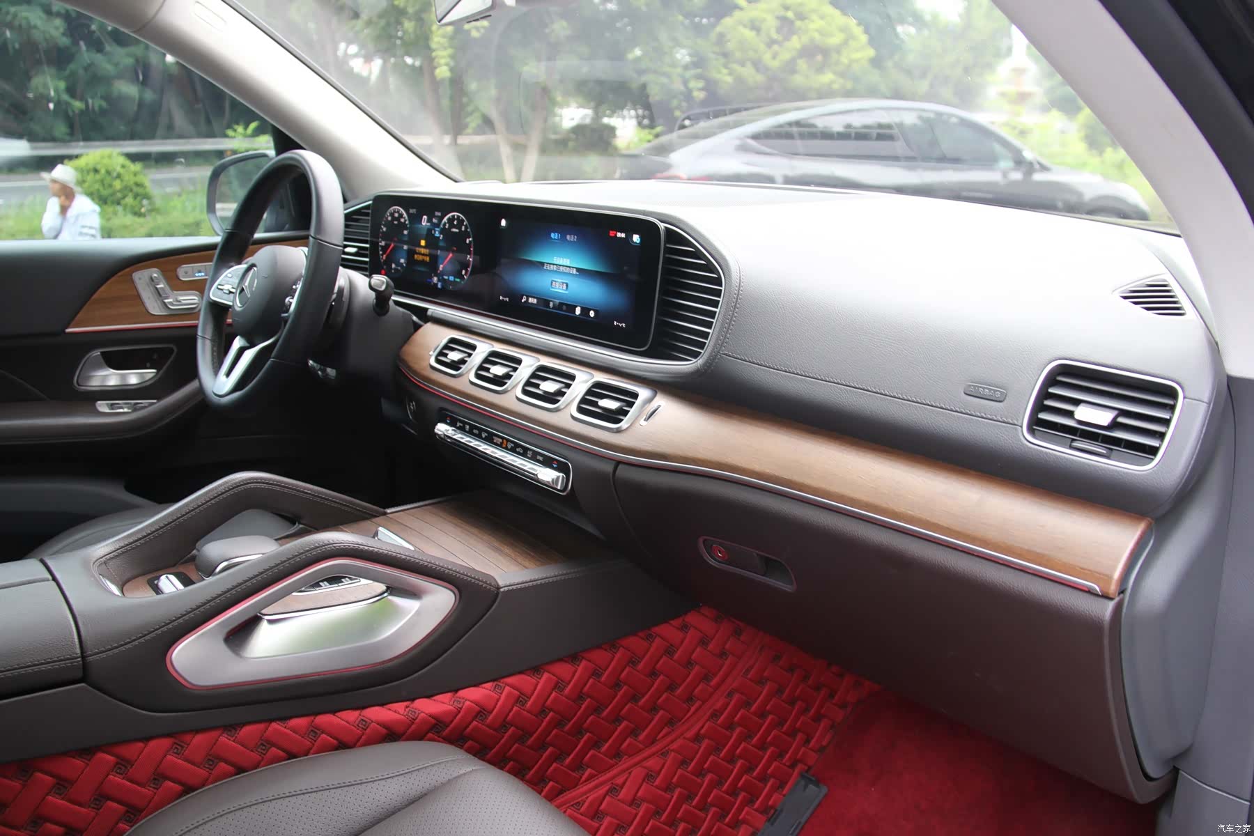 Mercedes-Benz GLS, 2020 15