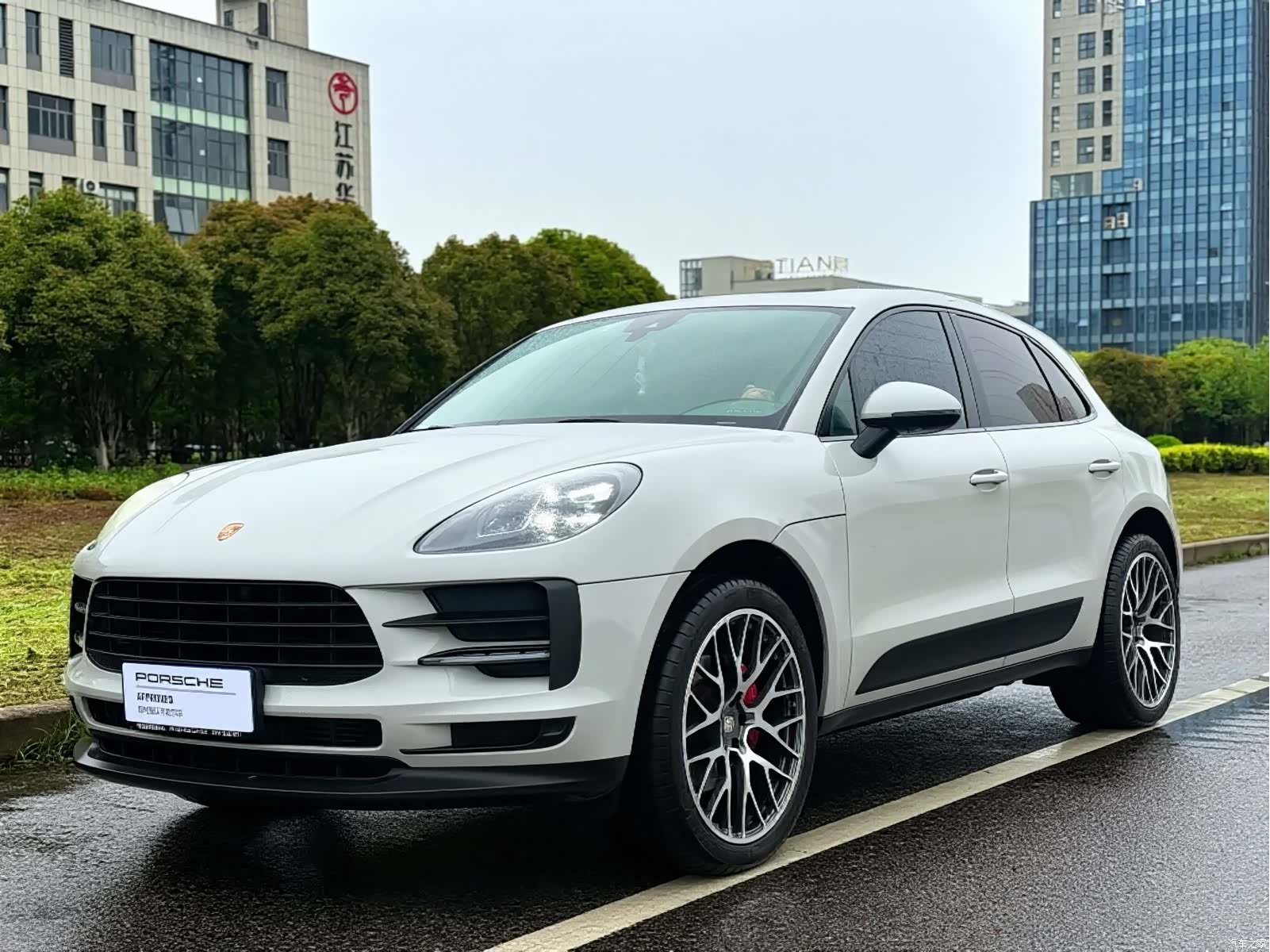 Porsche Macan, 2021 1