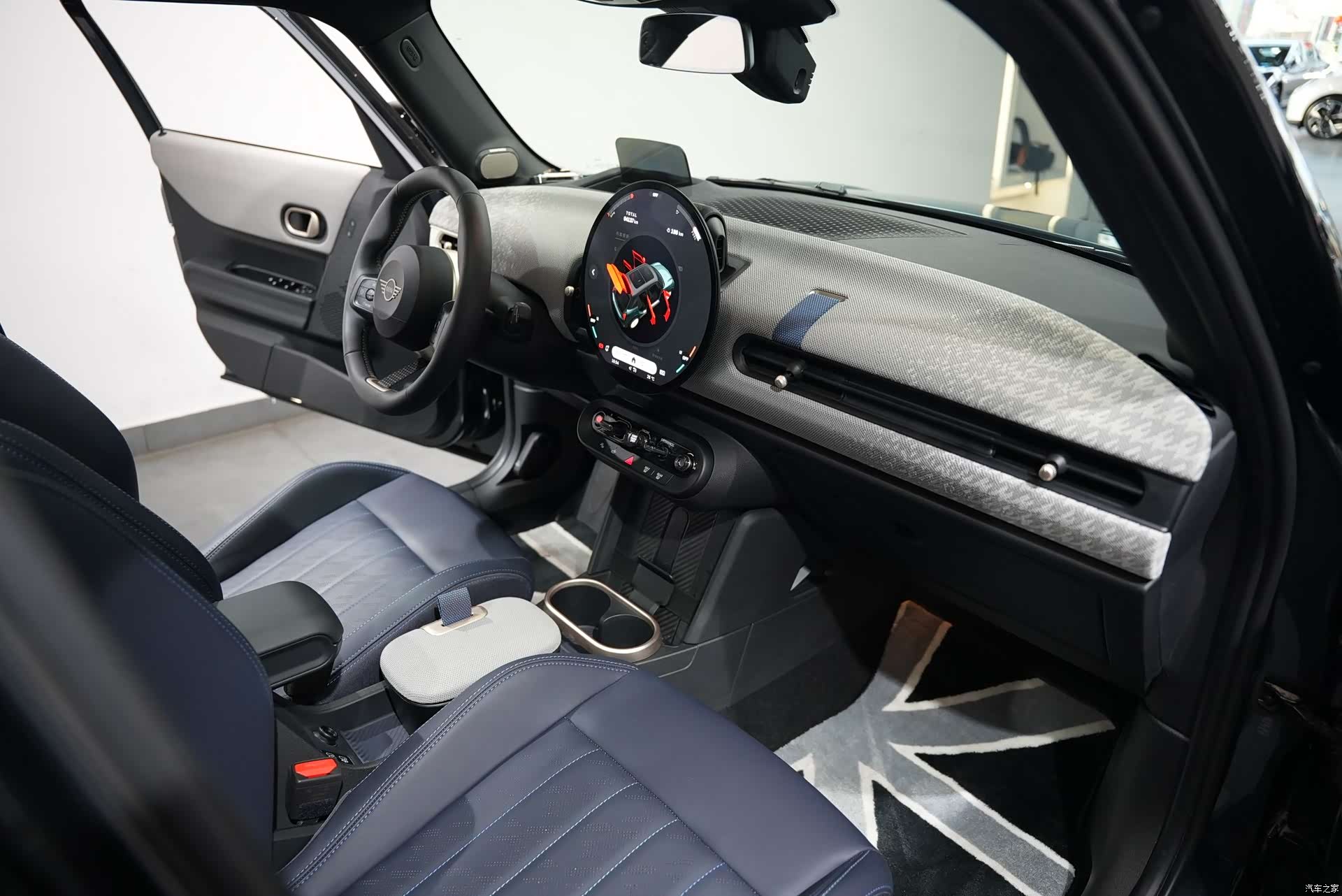 Mini Cooper, 2025 11