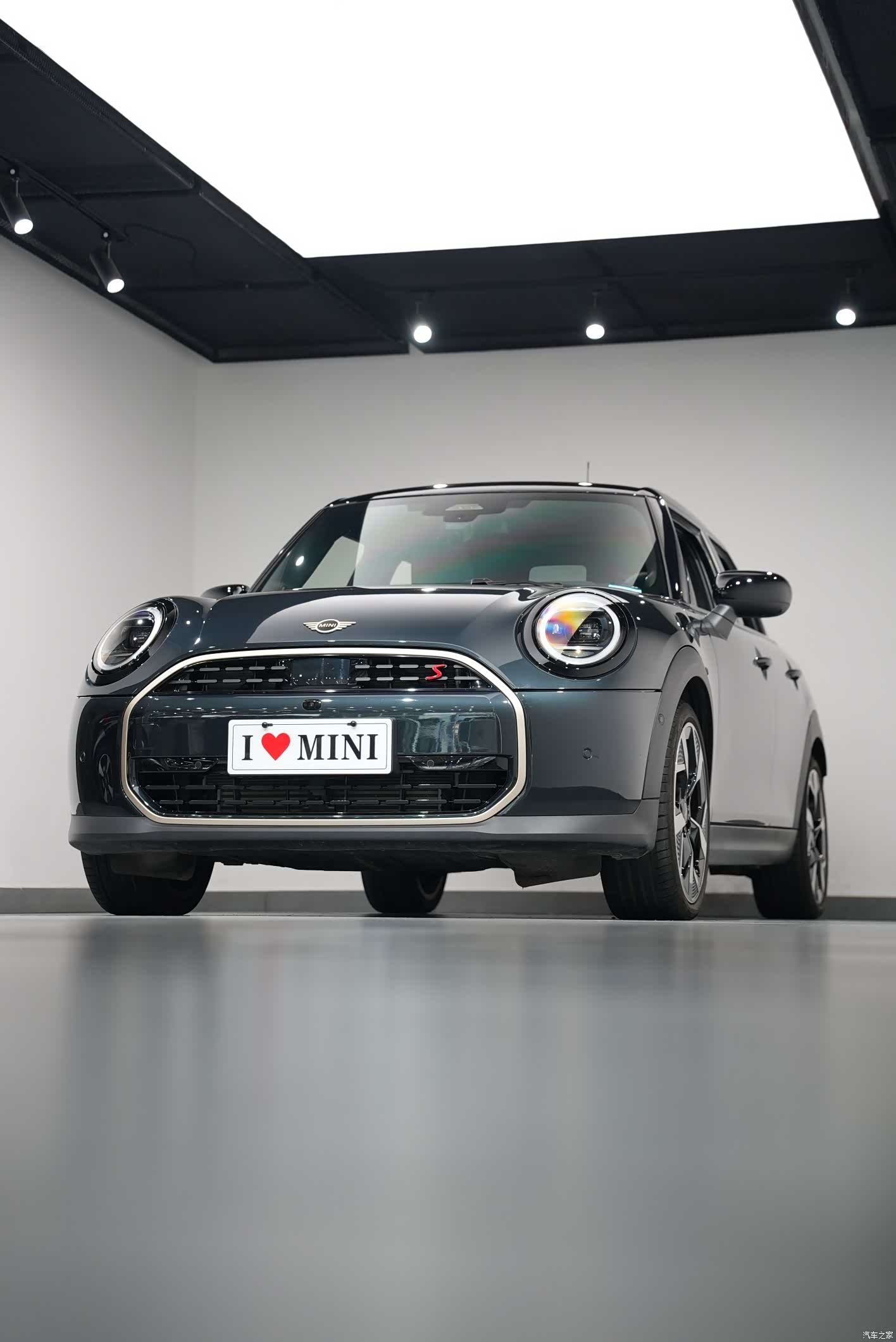 Mini Cooper, 2025 2