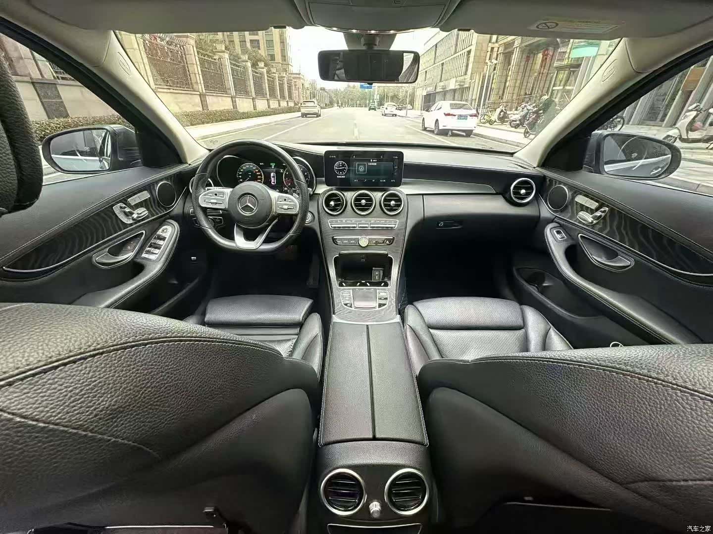 Mercedes-Benz C-Class, 2020 все фото