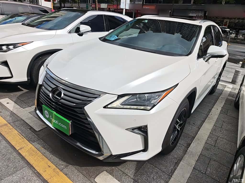 Lexus RX, 2017 1