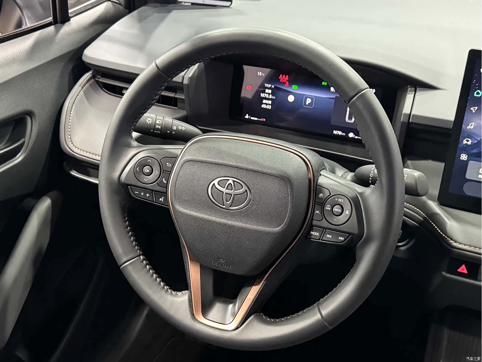 Toyota Frontlander, 2026 15
