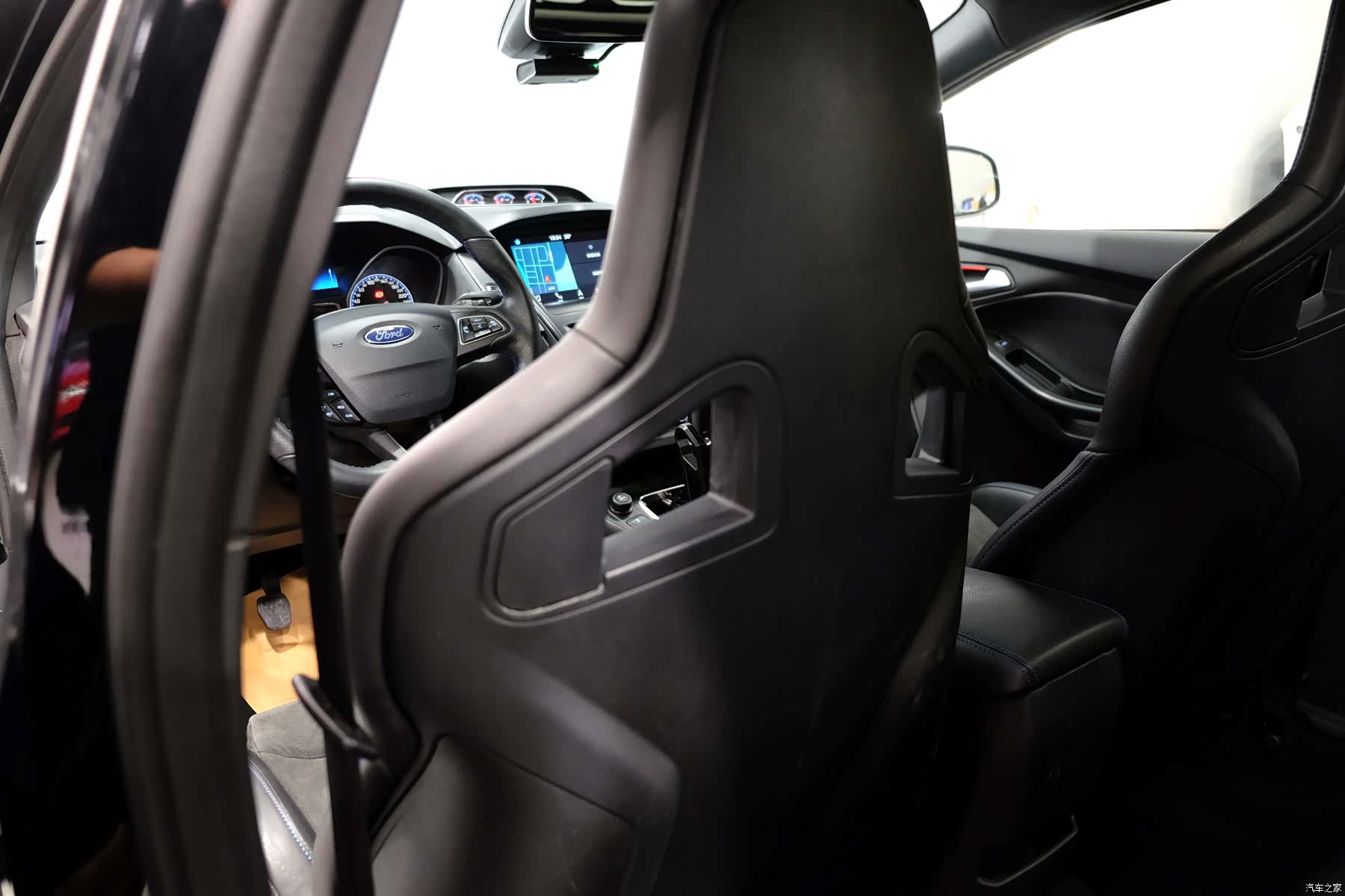 Ford Focus, 2018 17