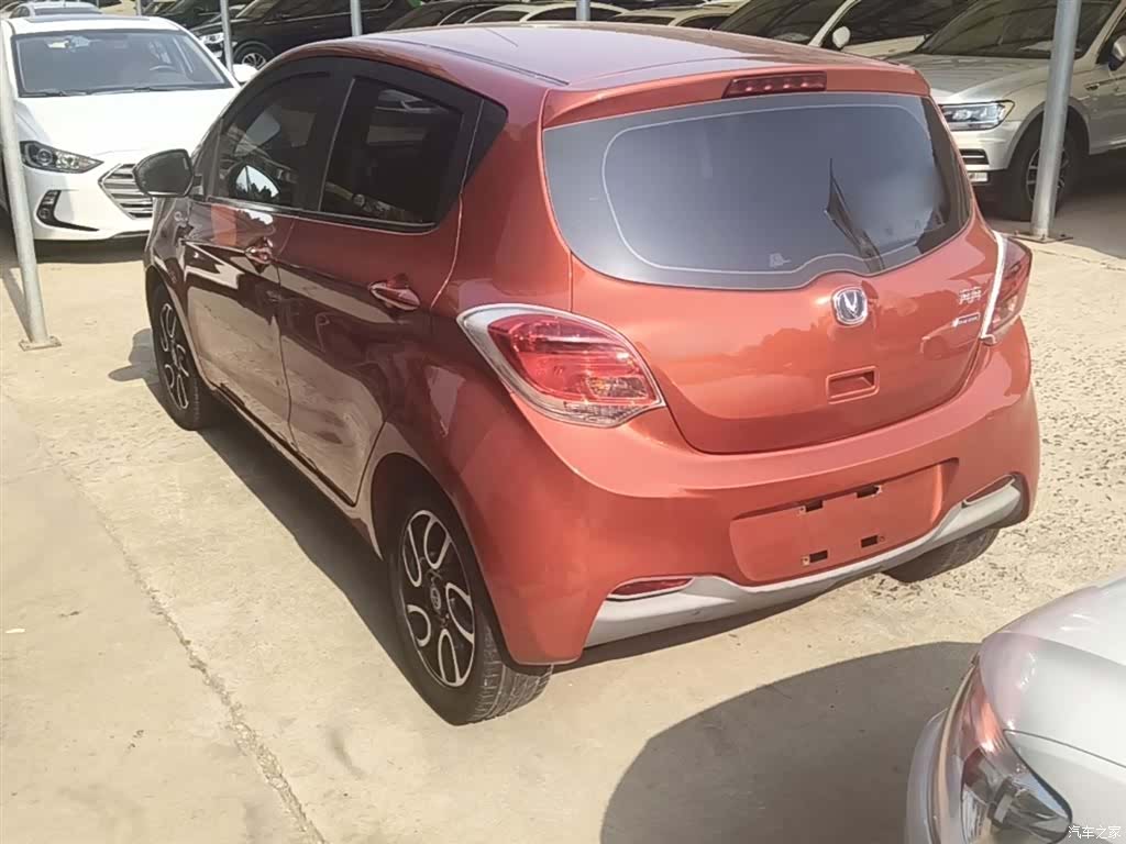 Changan V, 2016 все фото