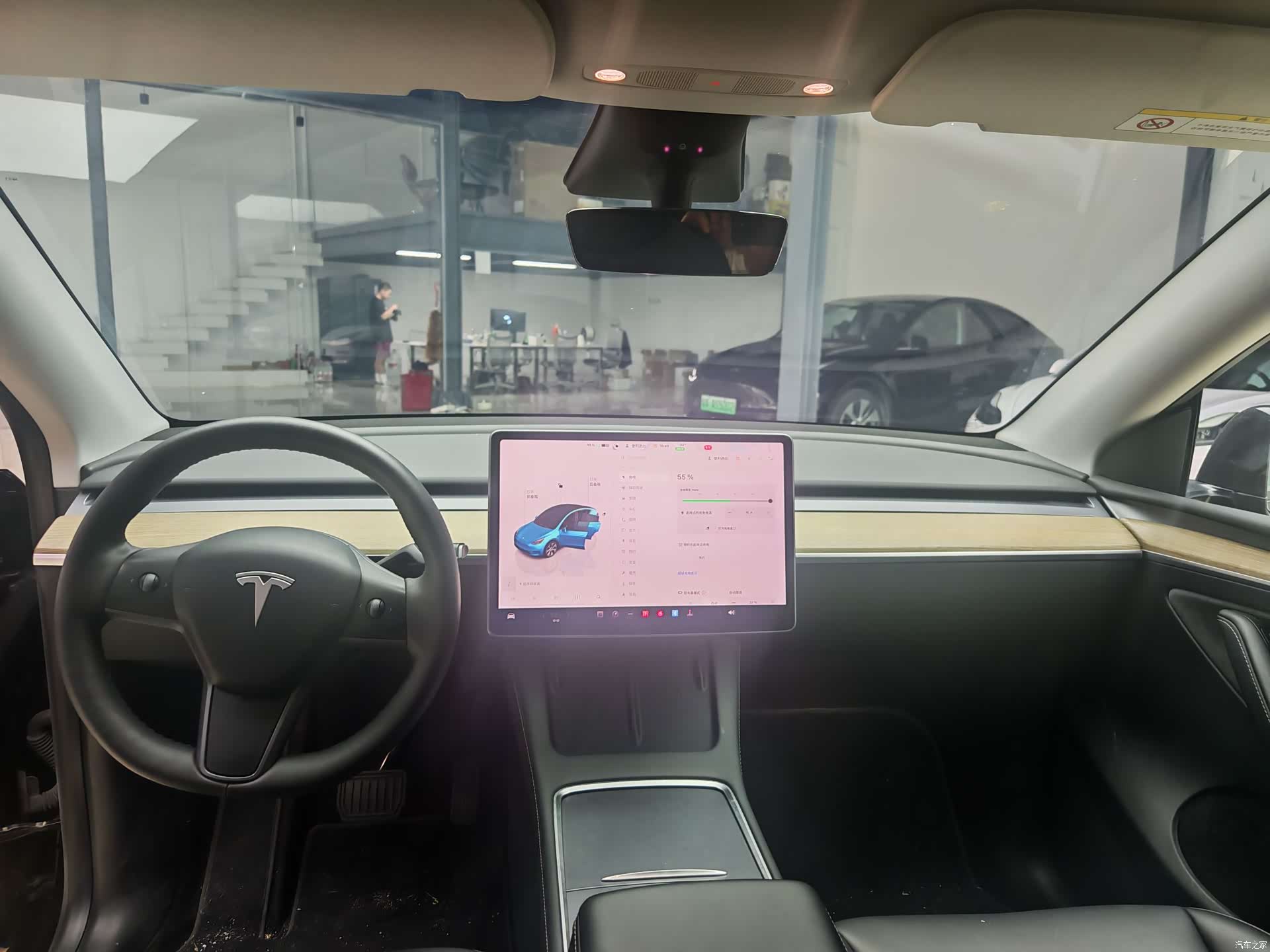 Tesla Model Y, 2022 14