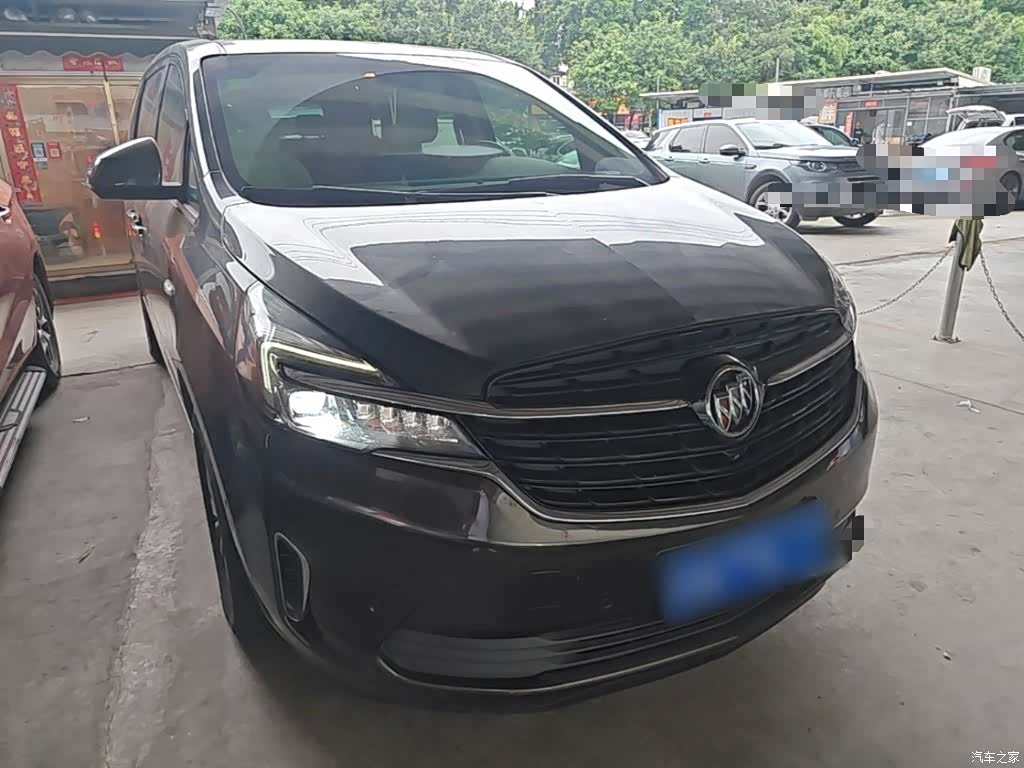 Buick GL8, 2021 3