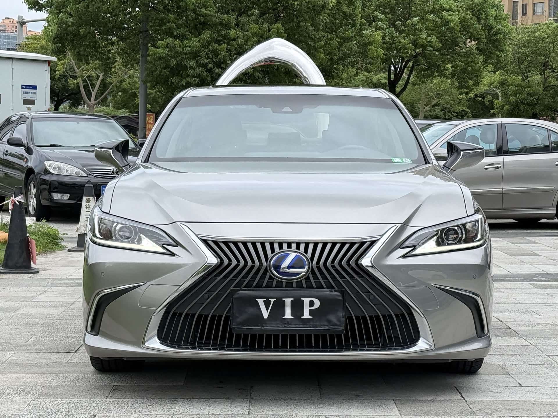 Lexus ES, 2018 2