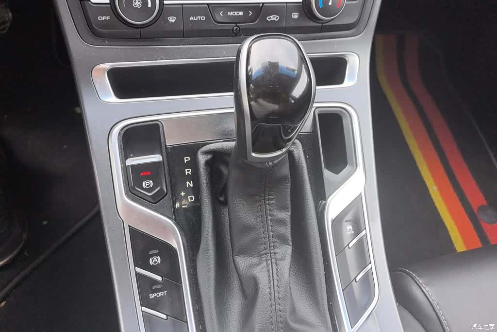 Geely Emgrand, 2019 16