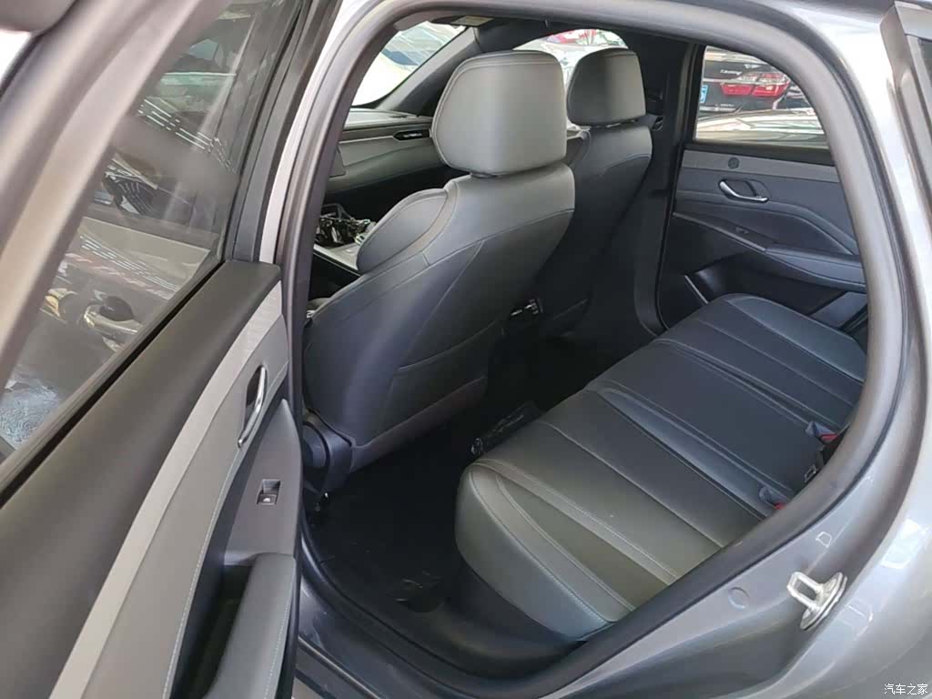 BYD Qin, 2025 17