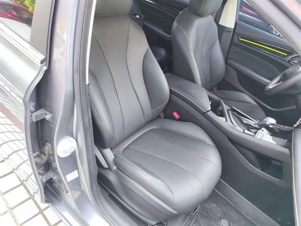 Roewe i5 Roewe i5