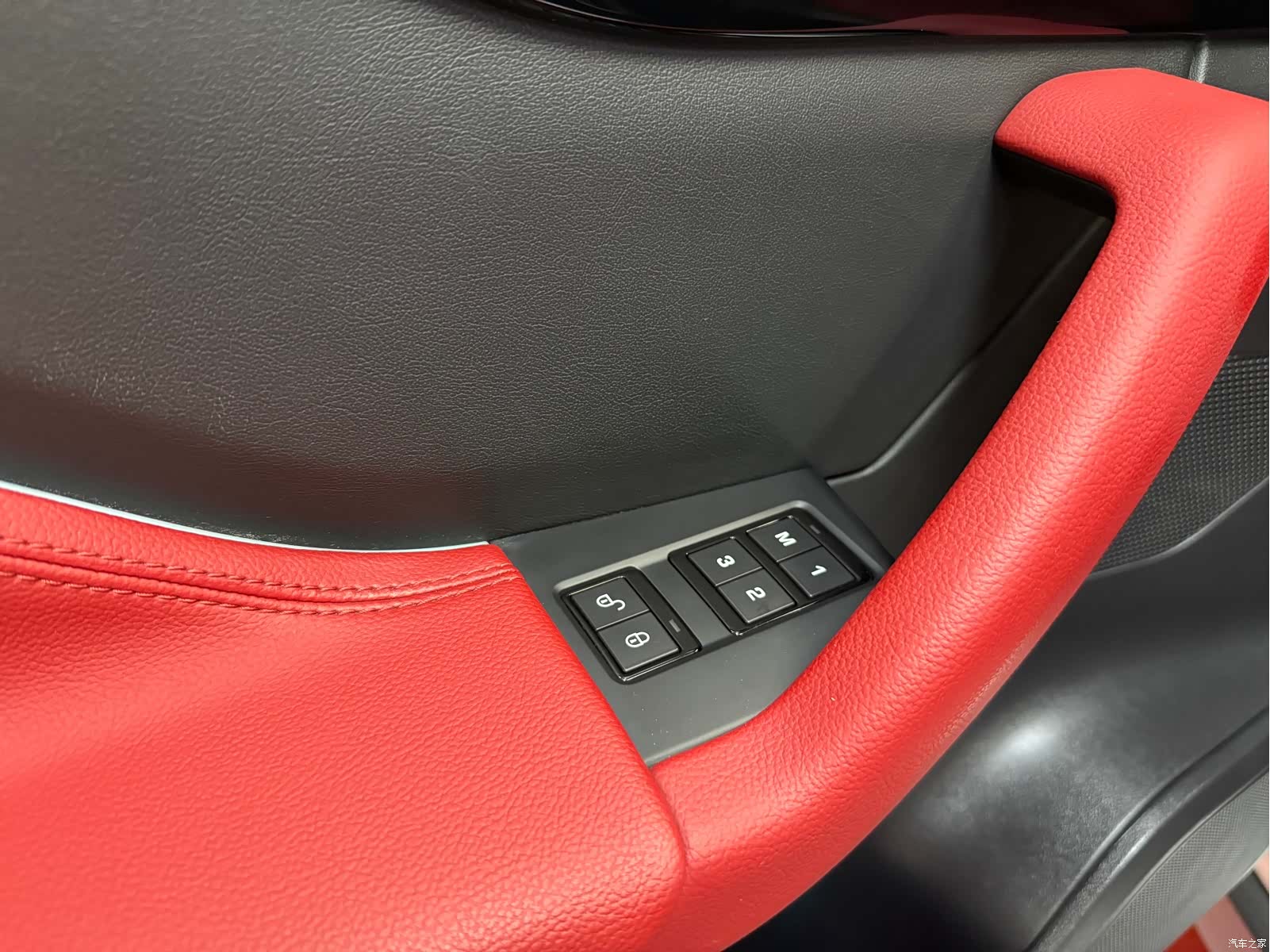 Jaguar F-PACE, 2016 14
