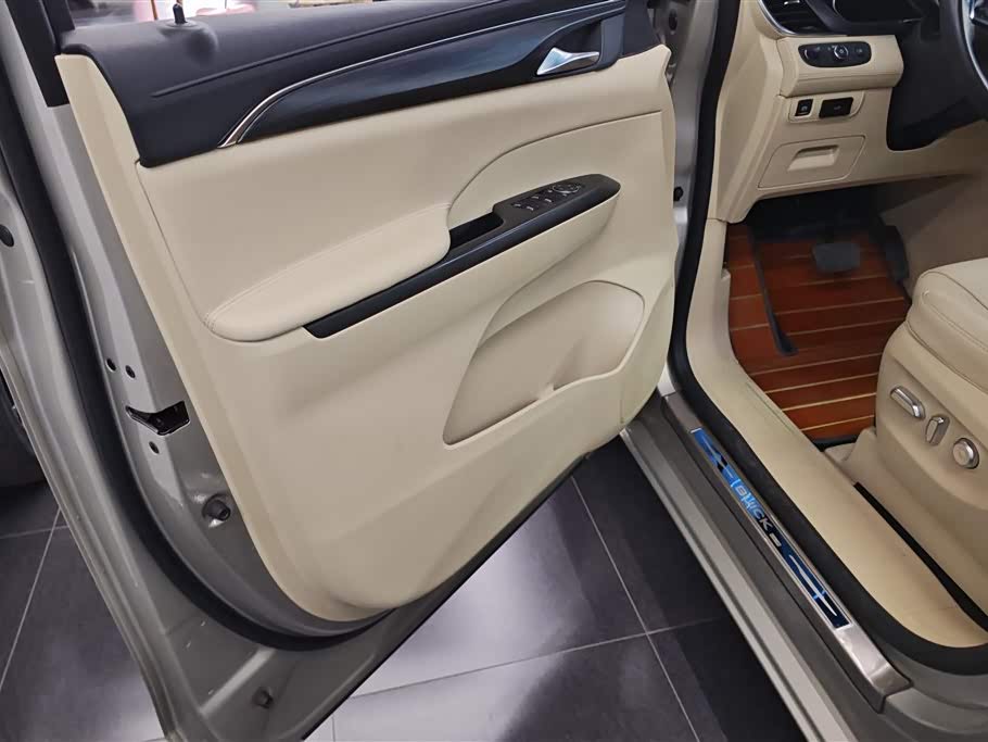 Buick GL8 Buick GL8