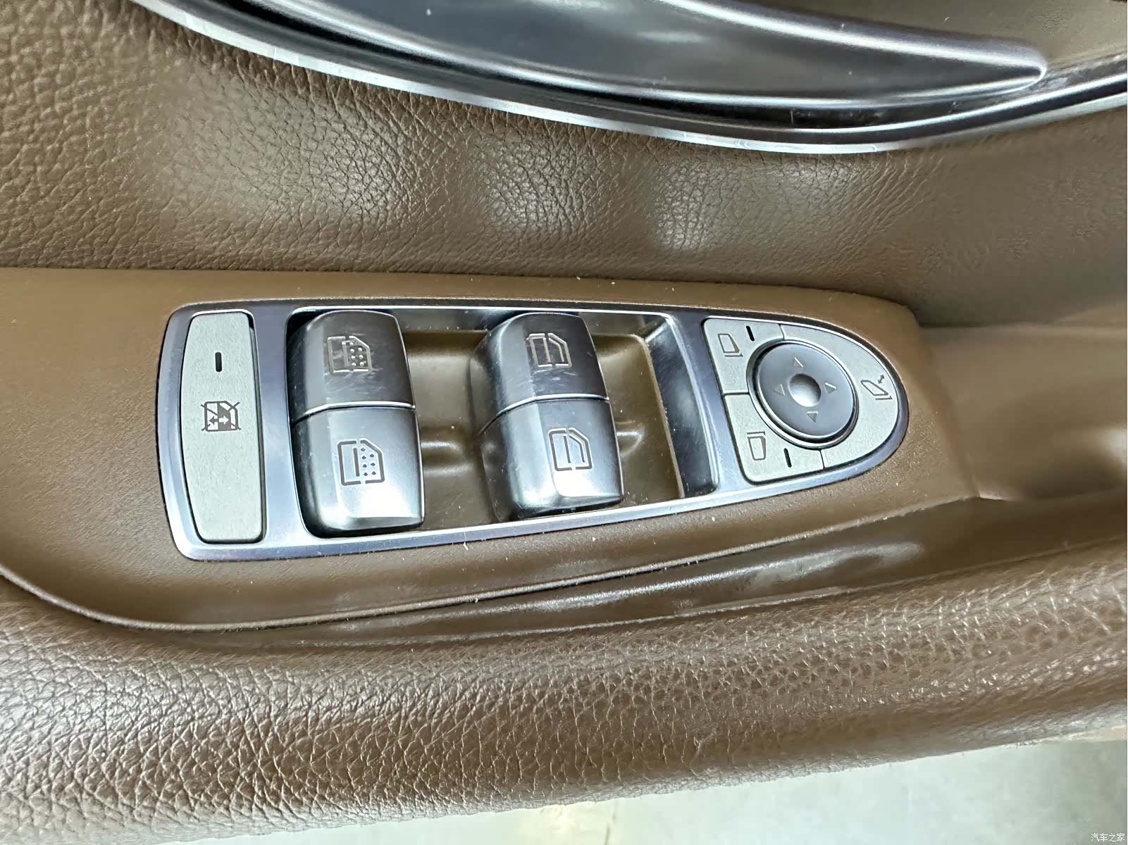 Mercedes-Benz E-Class, 2020 18