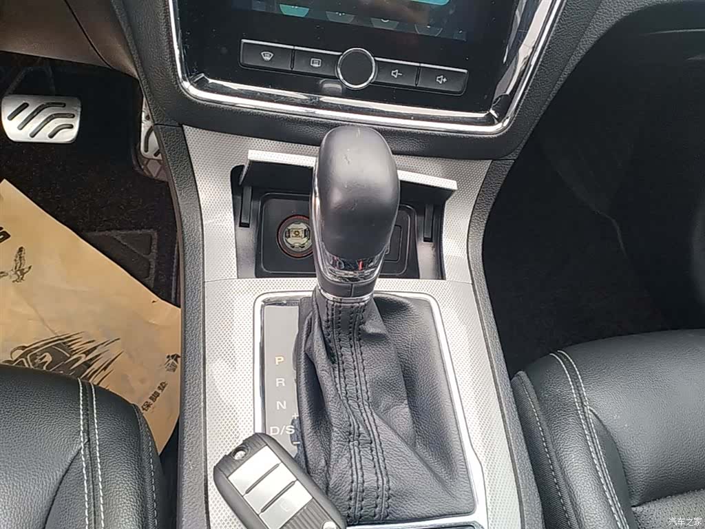 Roewe RX5, 2018 14