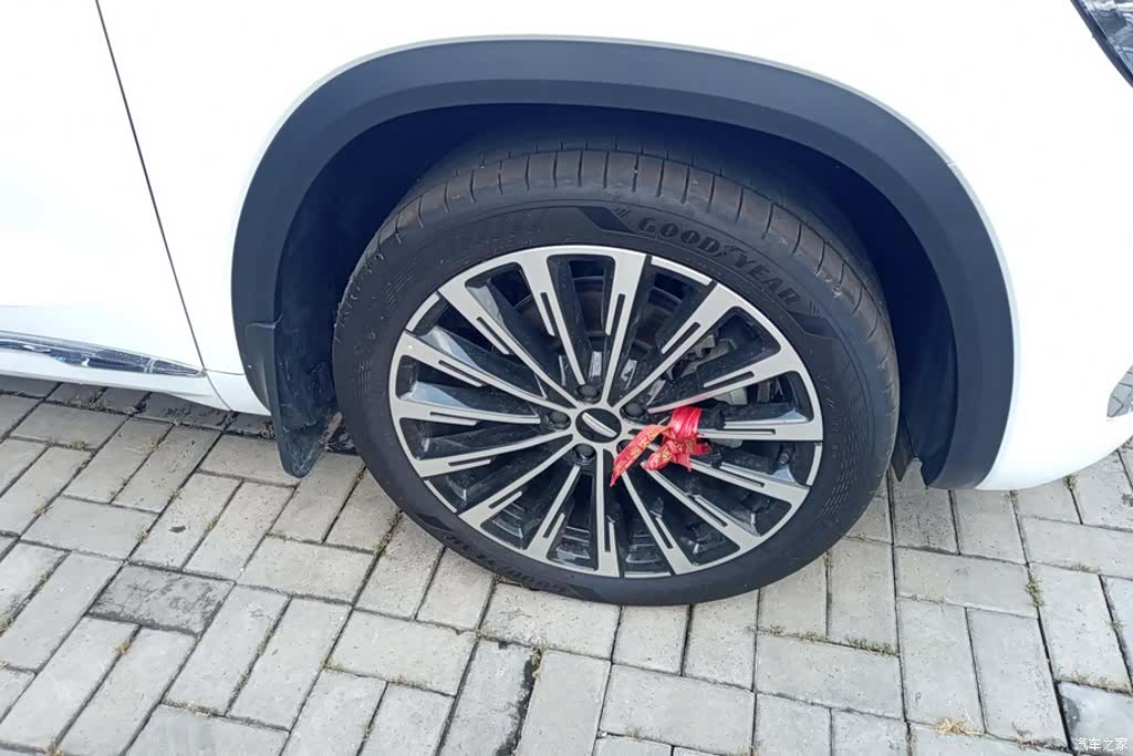 Geely Xingyue L, 2025 6