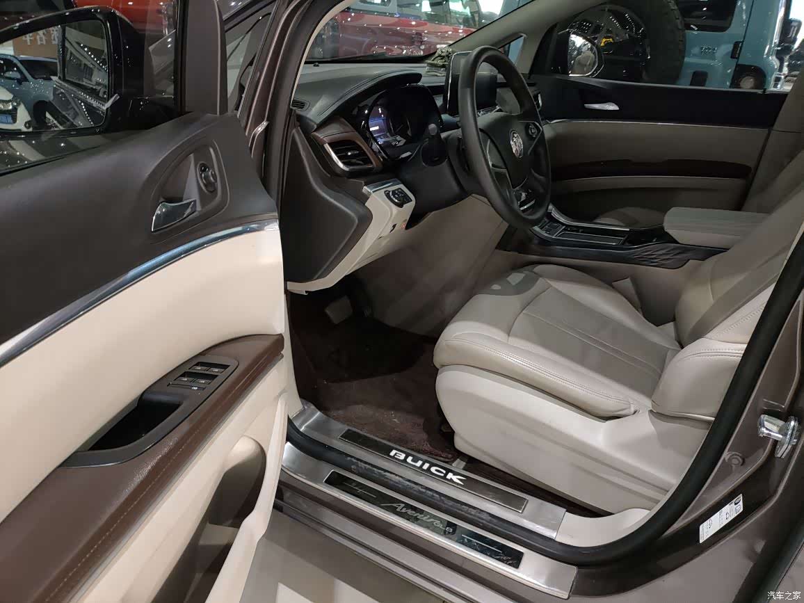 Buick GL8, 2020 7