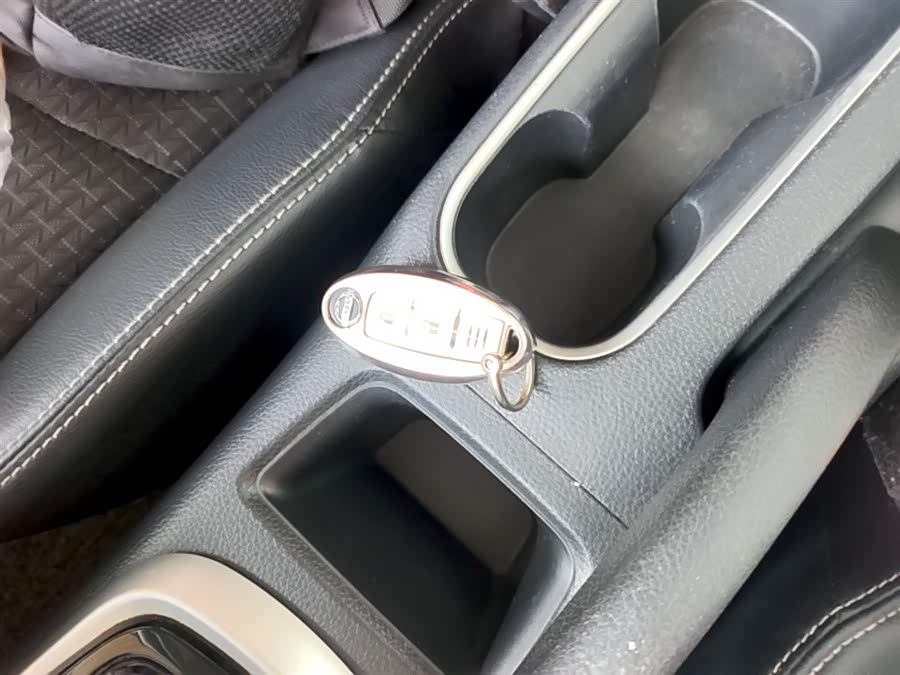 Nissan Tiida 2017, фото 9