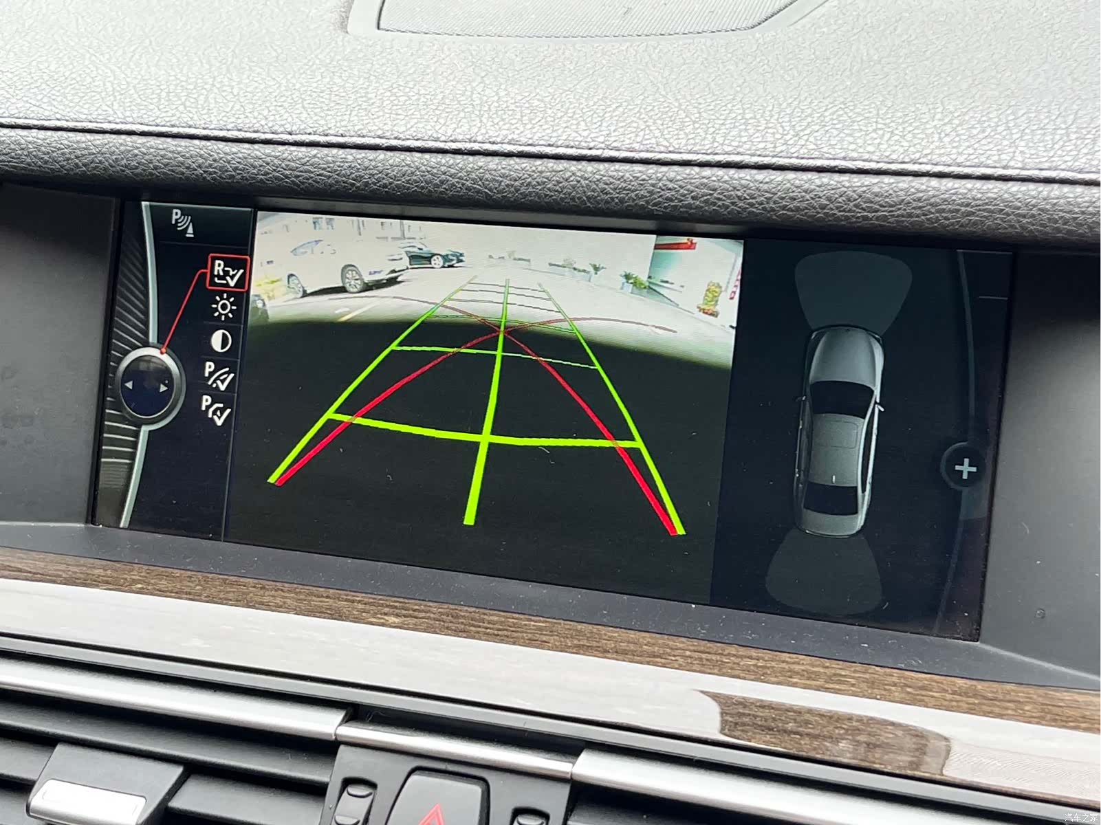 BMW 7 Series, 2011 10