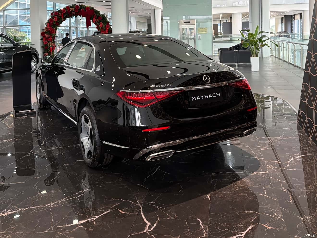 Maybach S-Class, 2026 4
