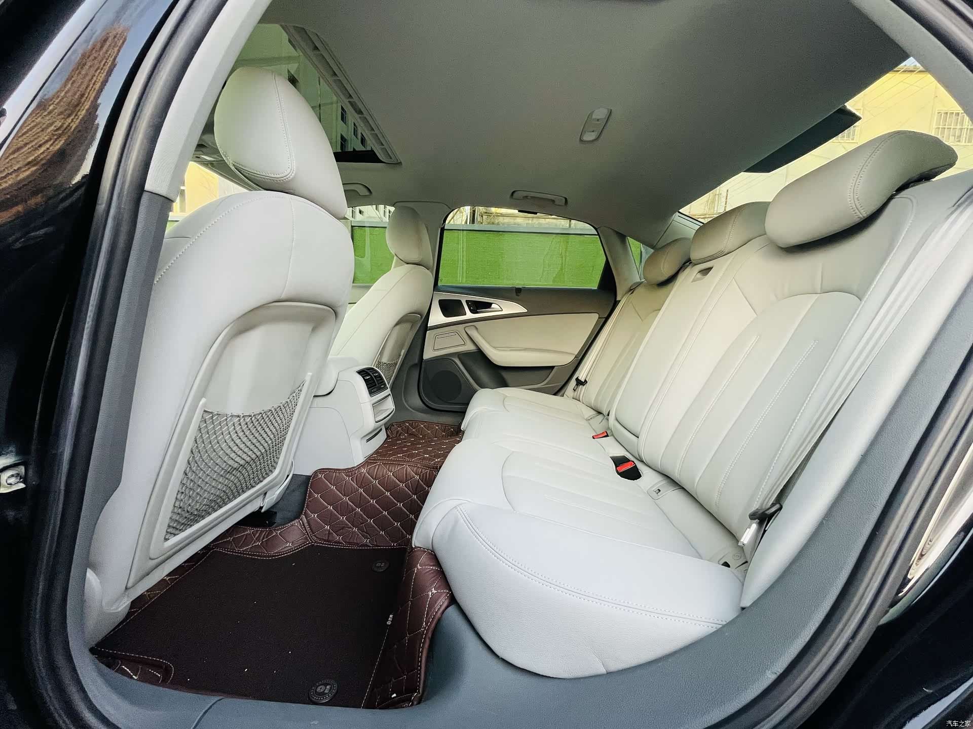 Audi A6L, 2012 6