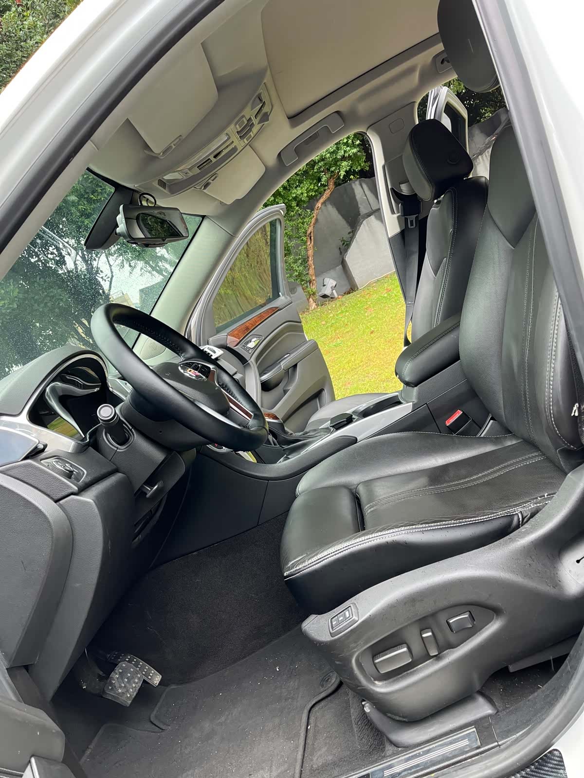 Cadillac SRX, 2014 10