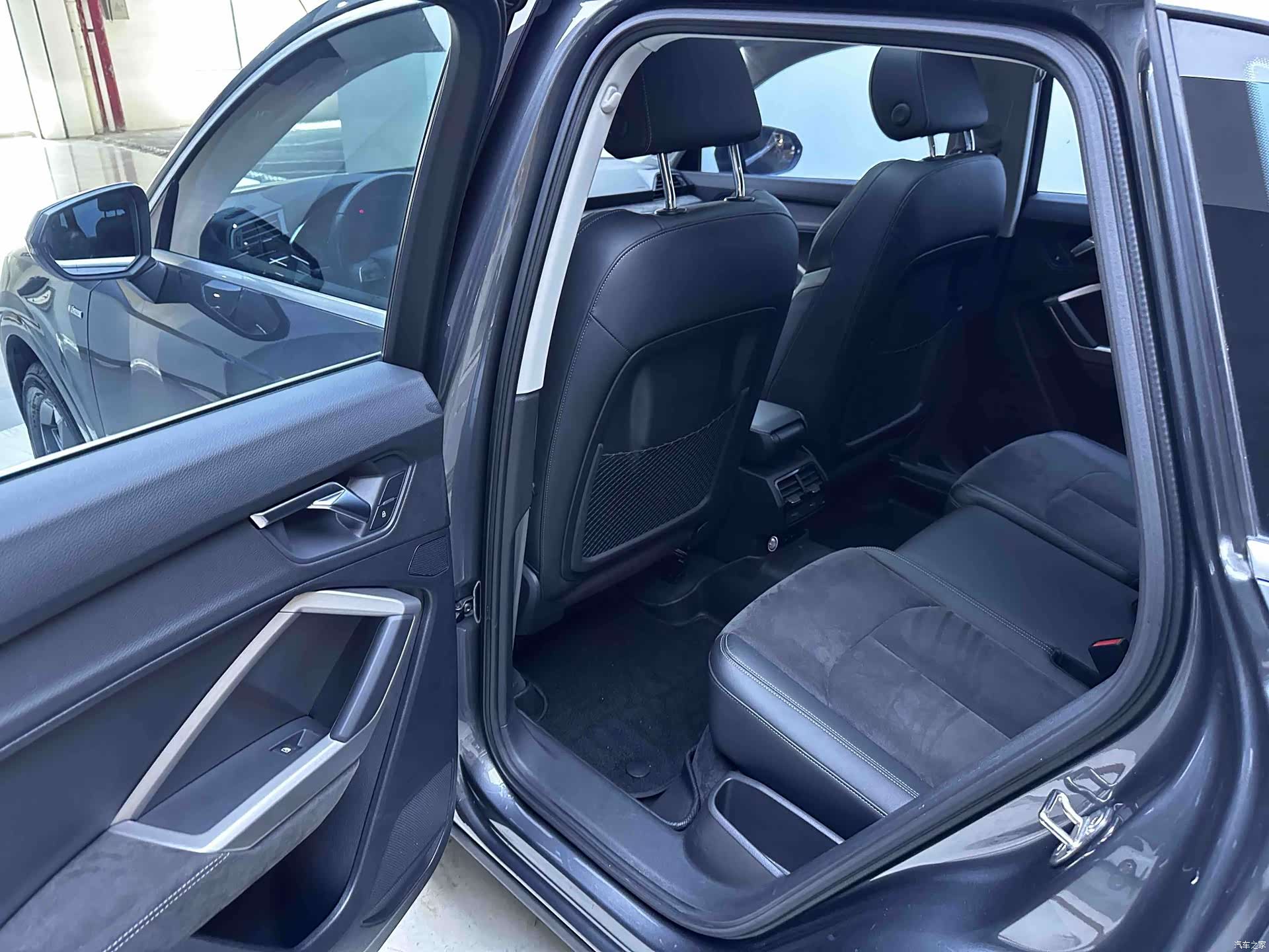 Audi Q3, 2022 8