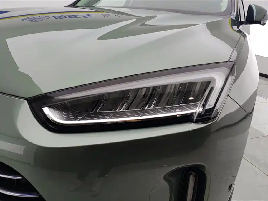 HarmonyOS Ask the world M5