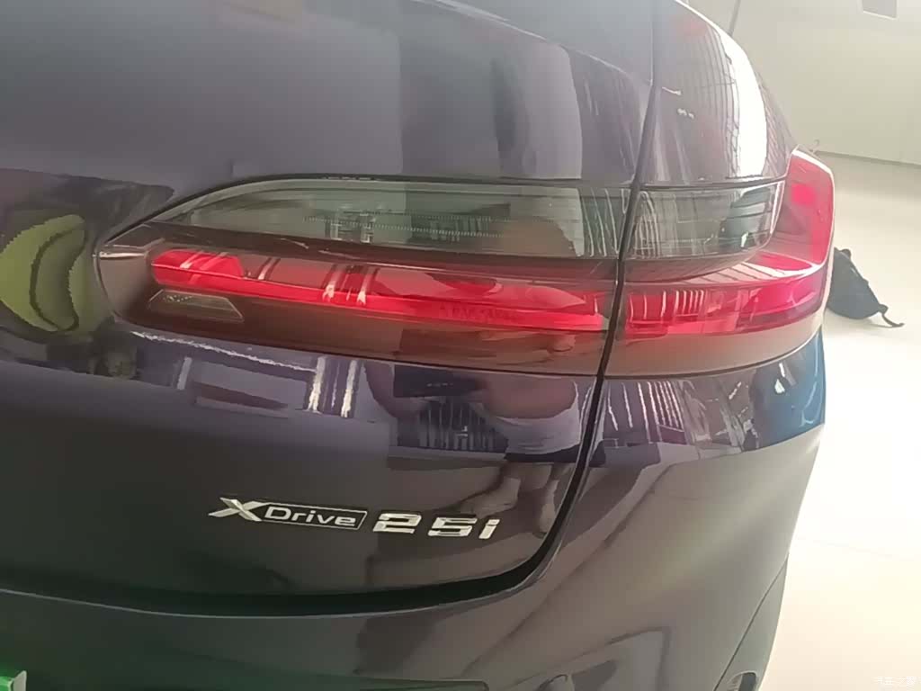 BMW X4, 2022 8