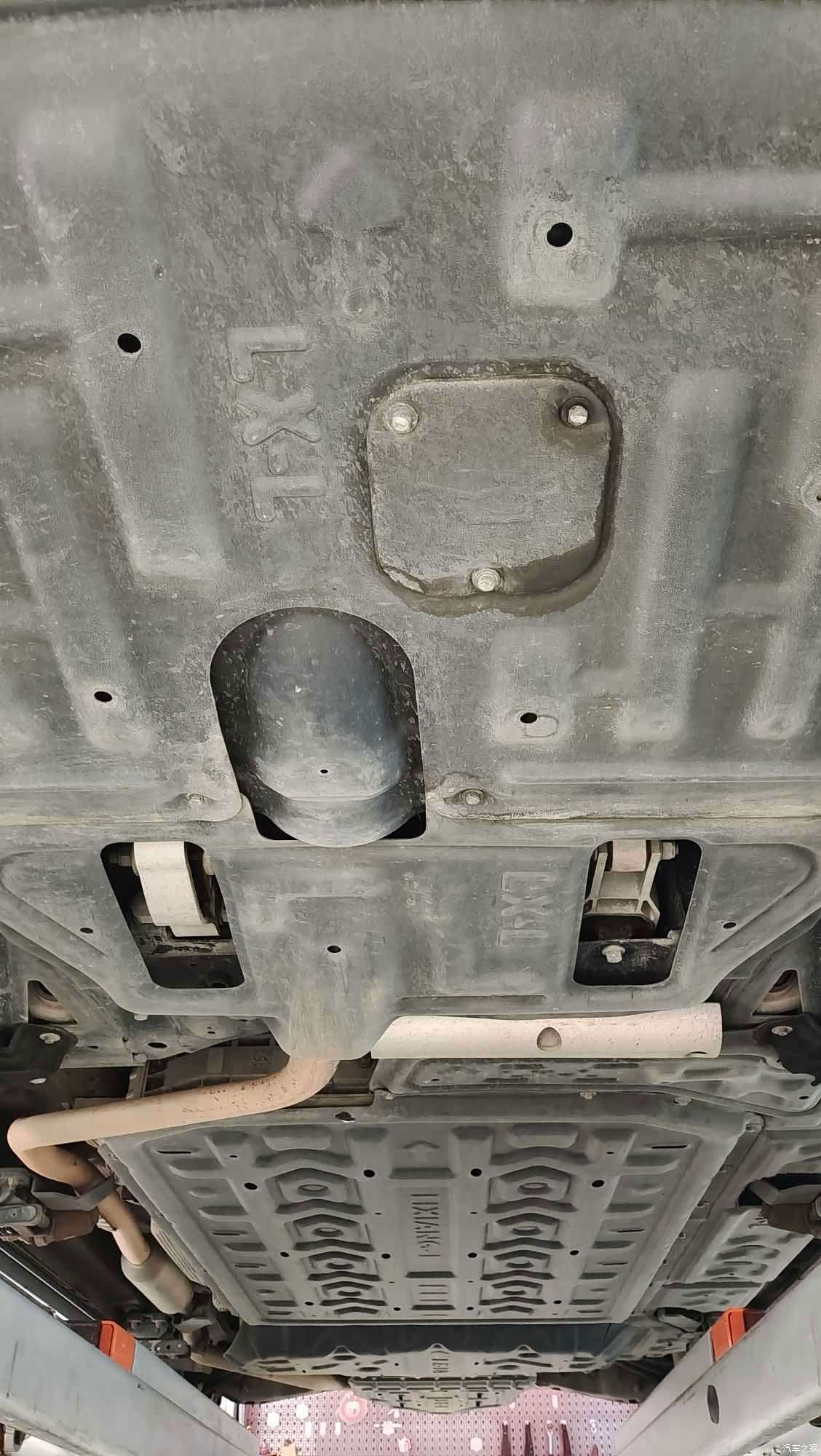 Li Auto L8, 2024 23