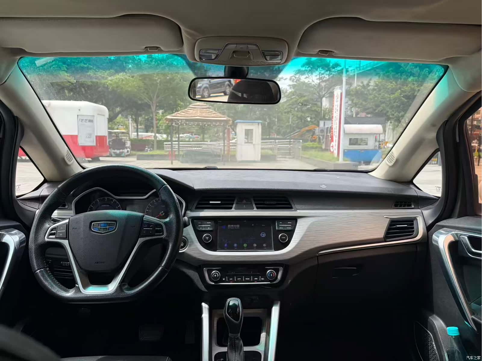 Geely X3, 2018 4