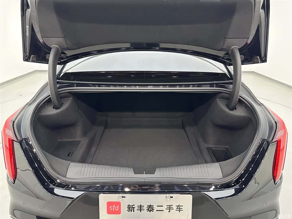 Cadillac CT4, 2023 29