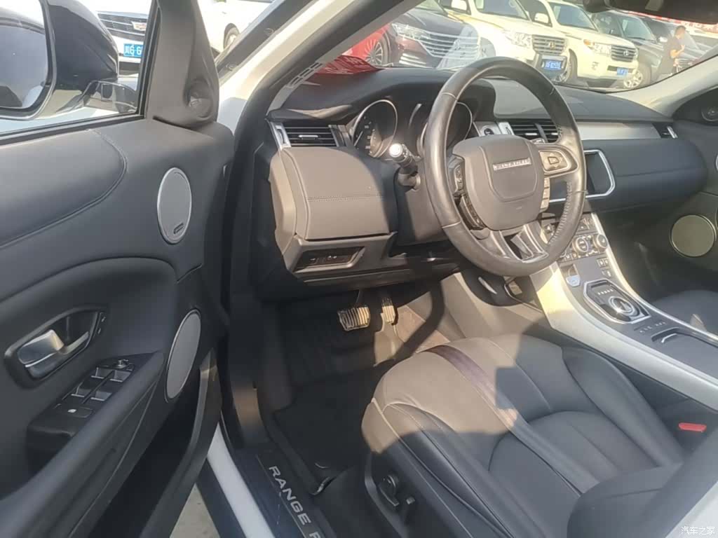 Land Rover Range Rover, 2019 16