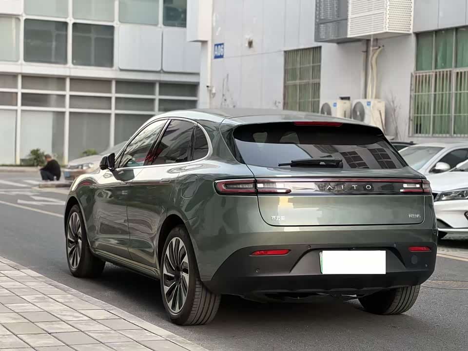 AITO Ask the world M5