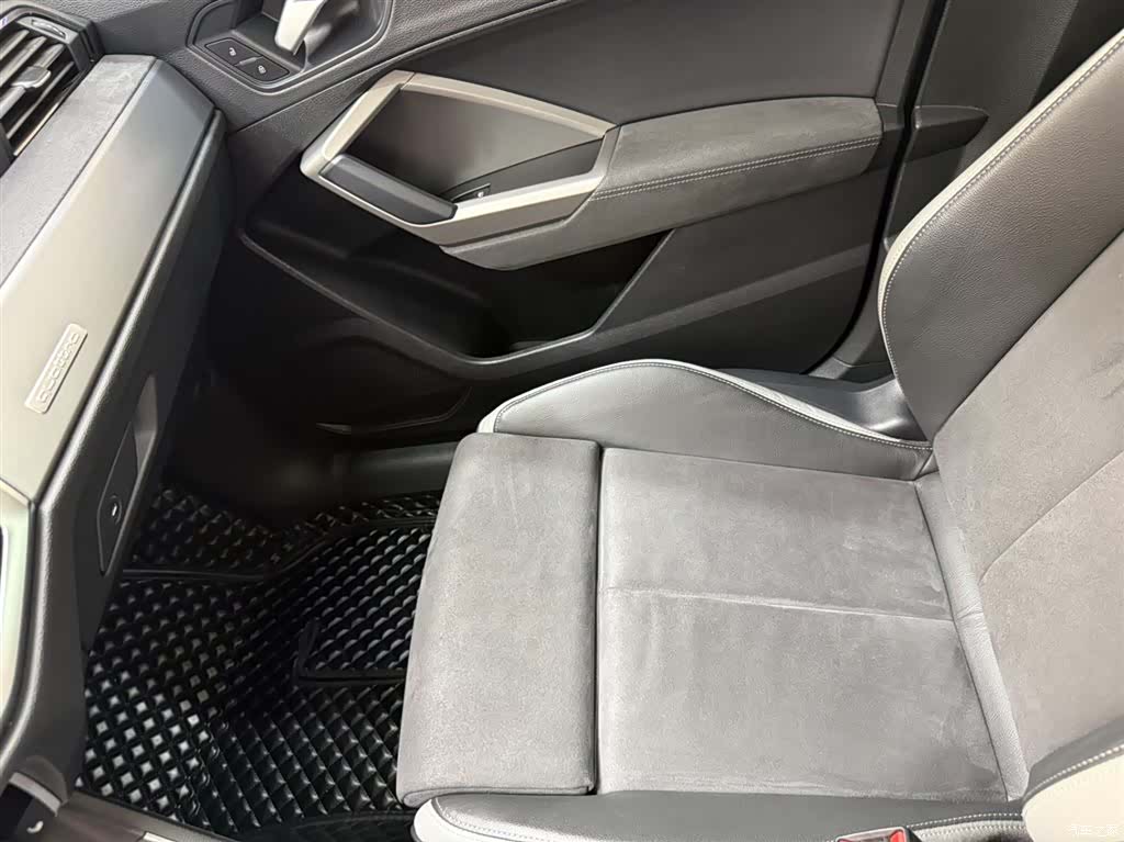 Audi Q3, 2023 21
