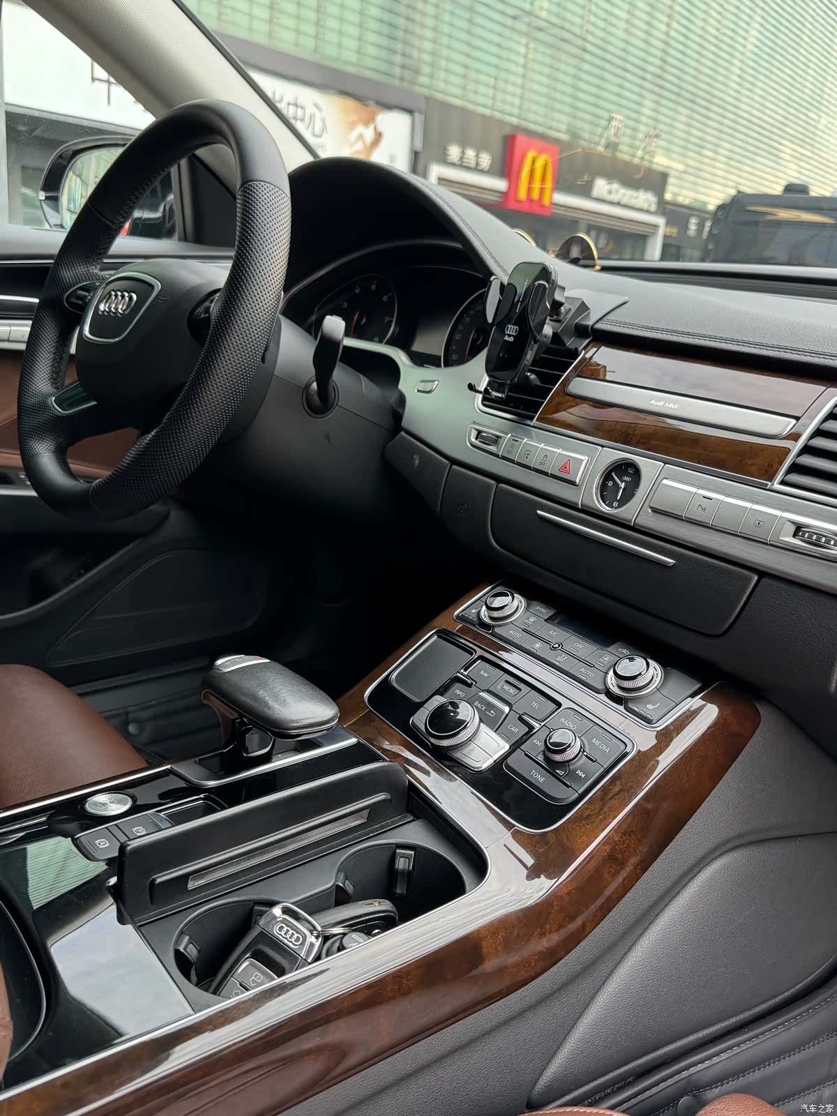 Audi A8L, 2016 15