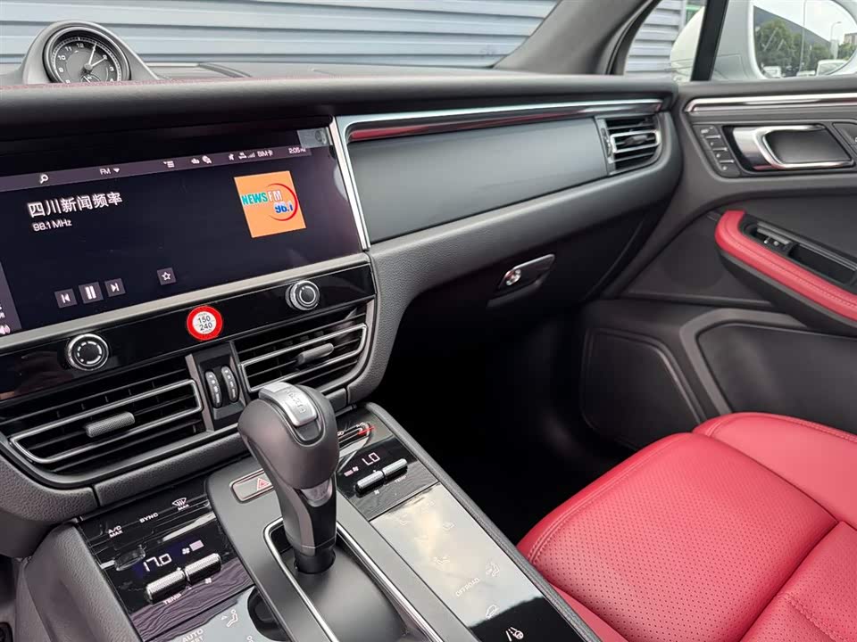 Porsche Macan Porsche Macan