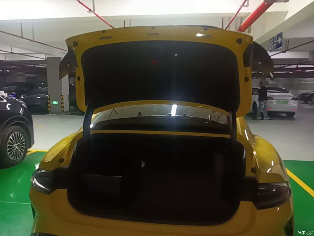 Xiaomi SU7, 2025 19