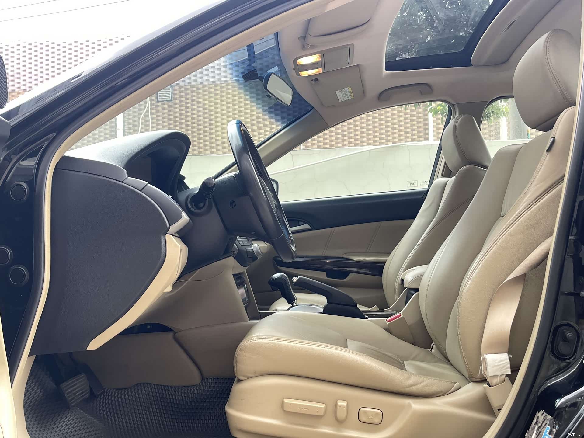Honda Accord, 2009 4
