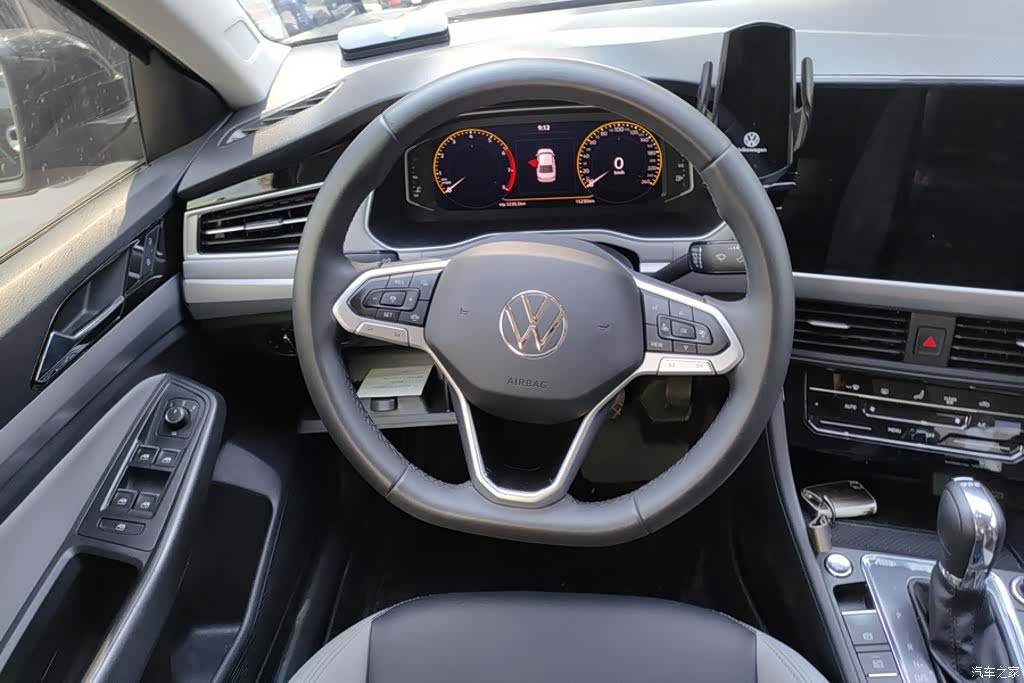 Volkswagen Bora, 2025 15