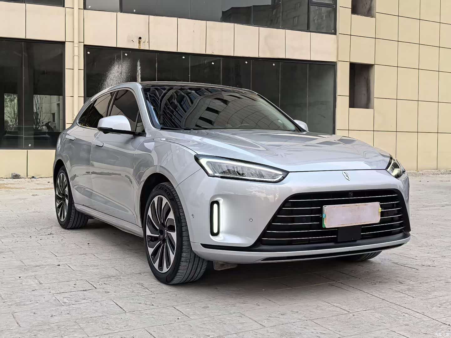 AITO M5, 2022 3