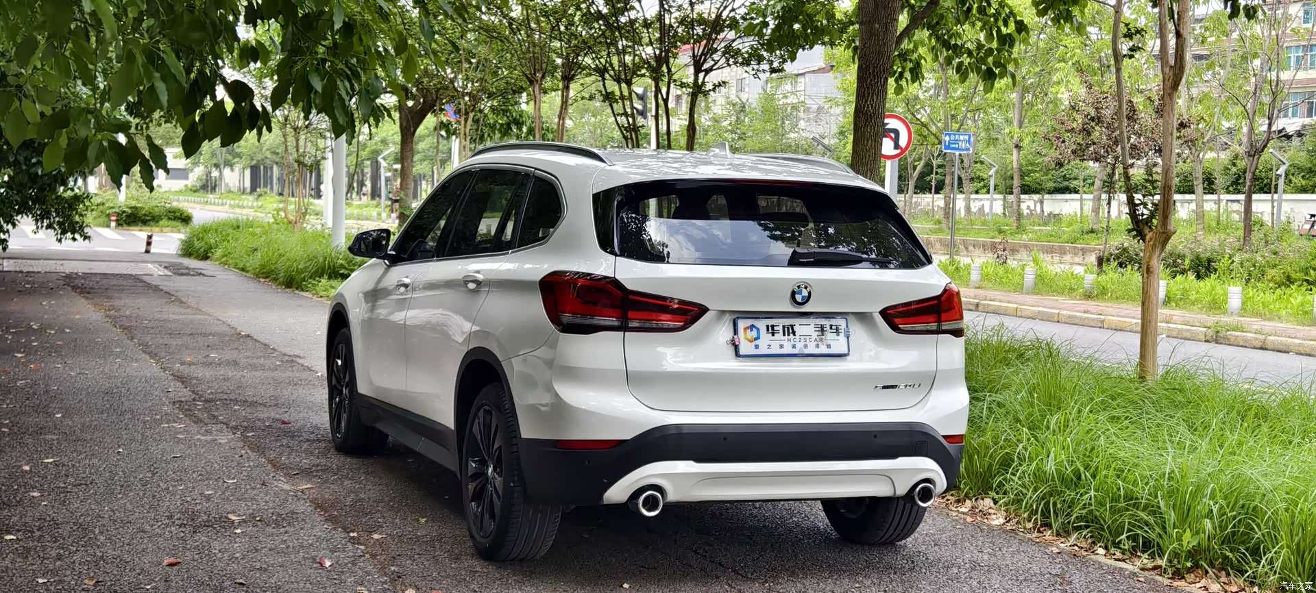BMW X1, 2020 все фото