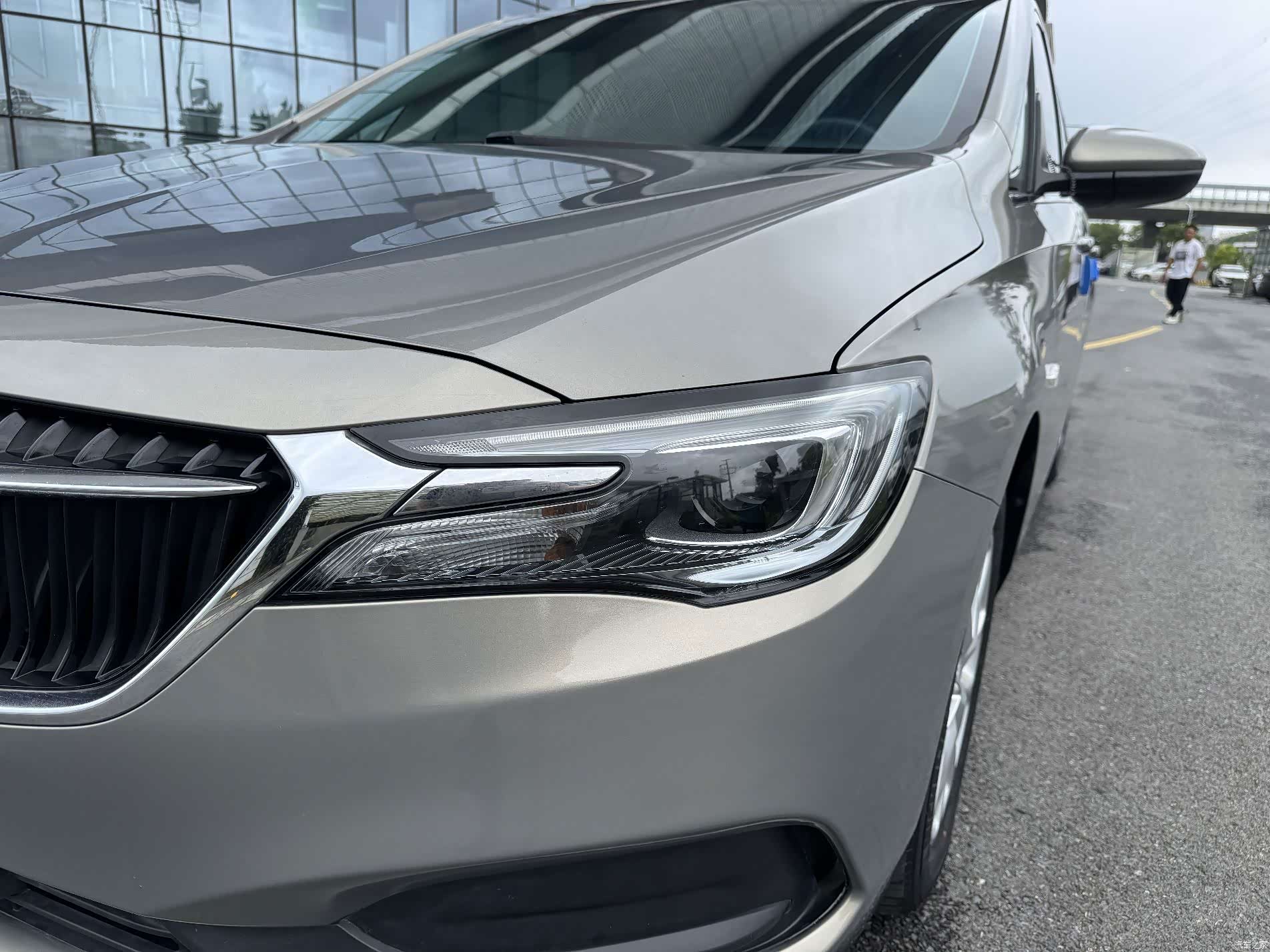 Buick GL6, 2019 12