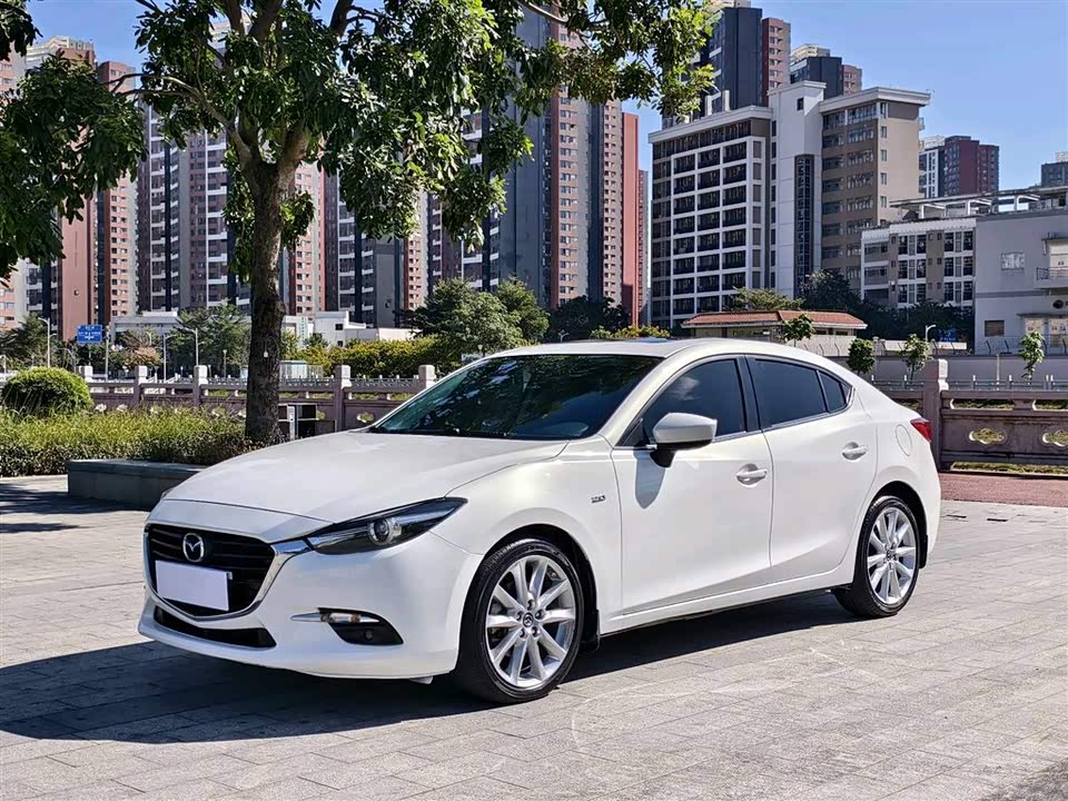 Mazda 3 Angkesaila