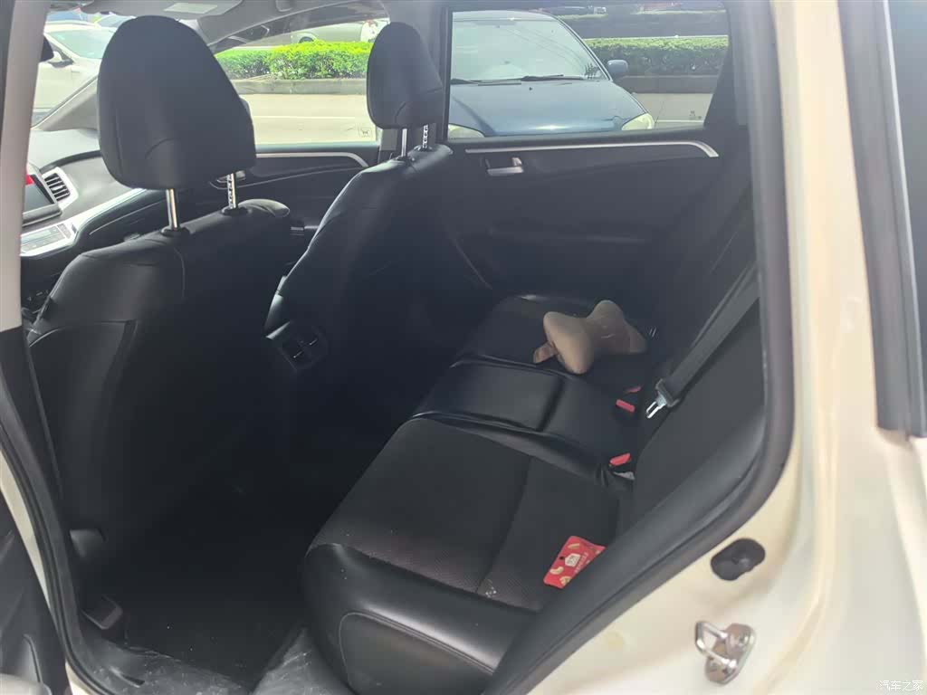 Honda Jade, 2015 13